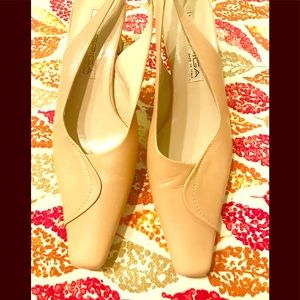 Via Spiga Slingbacks New No Tags Never worn